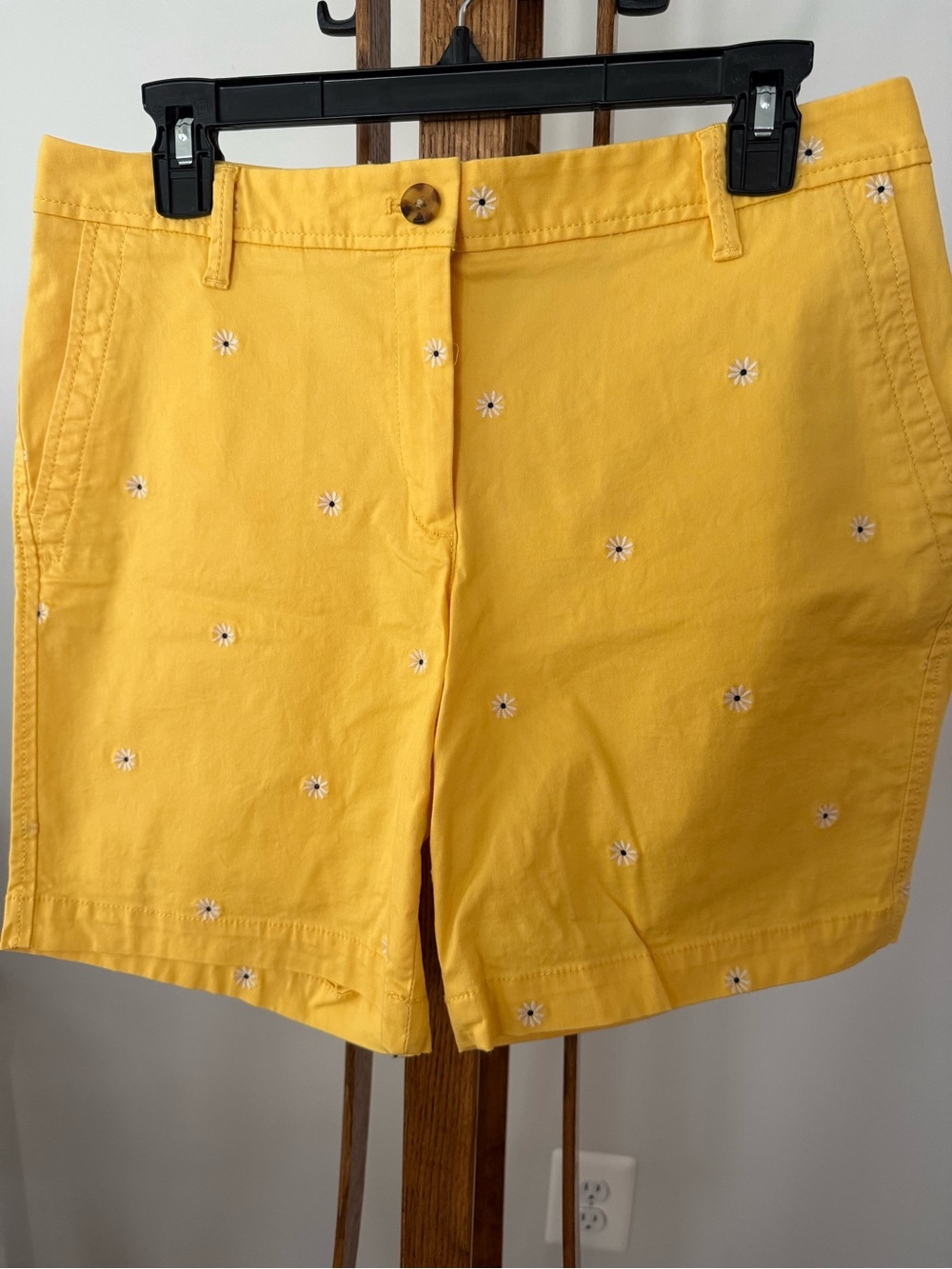 Talbots Yellow Daisy Embroidered Shorts